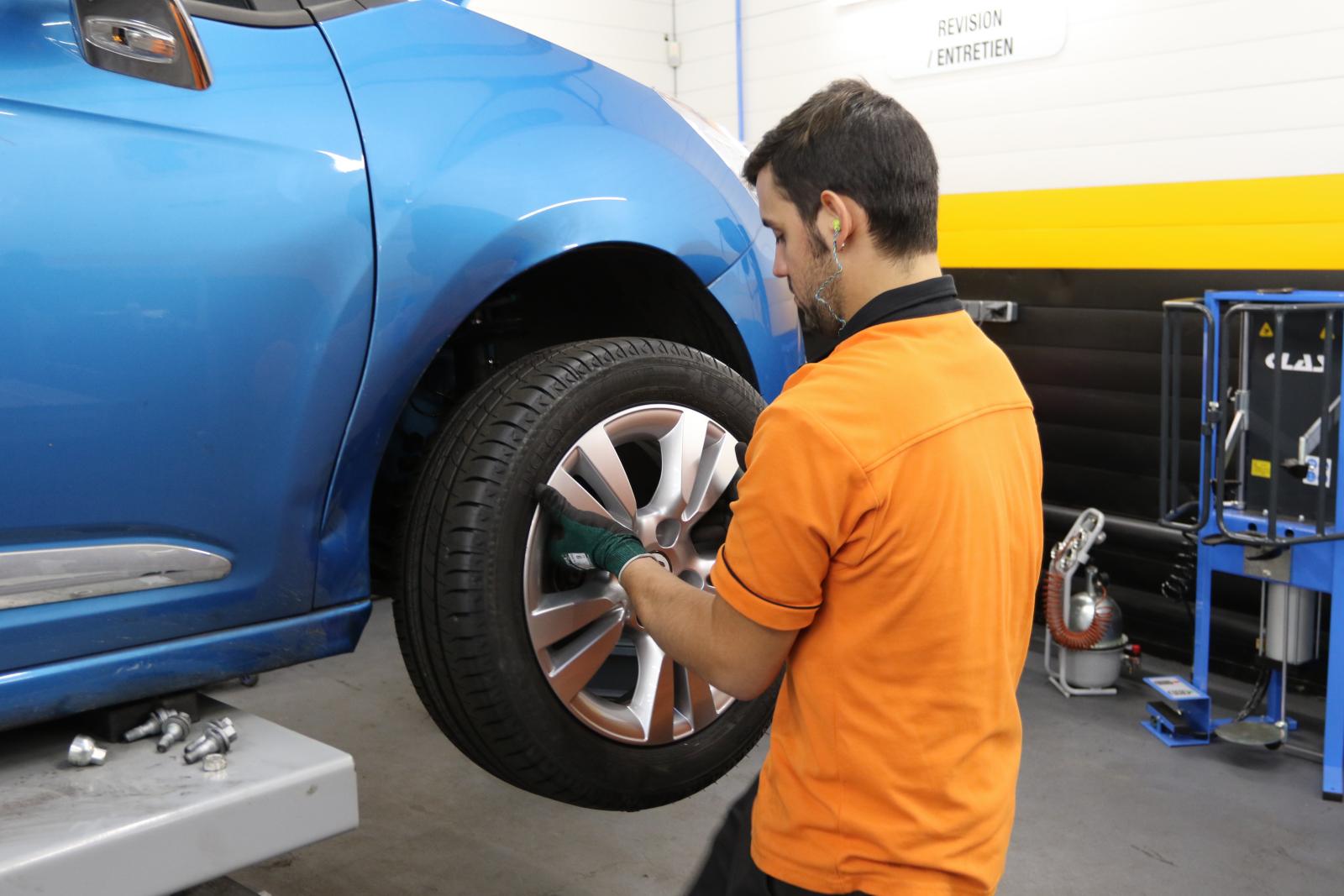 Service de permutation pneus pas cher Prenez RDV en ligne